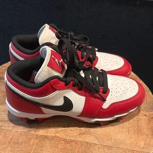 Nike Jordan 1 football cleats. Like new worn once.